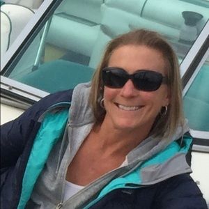 Meet your Posher, Stacy